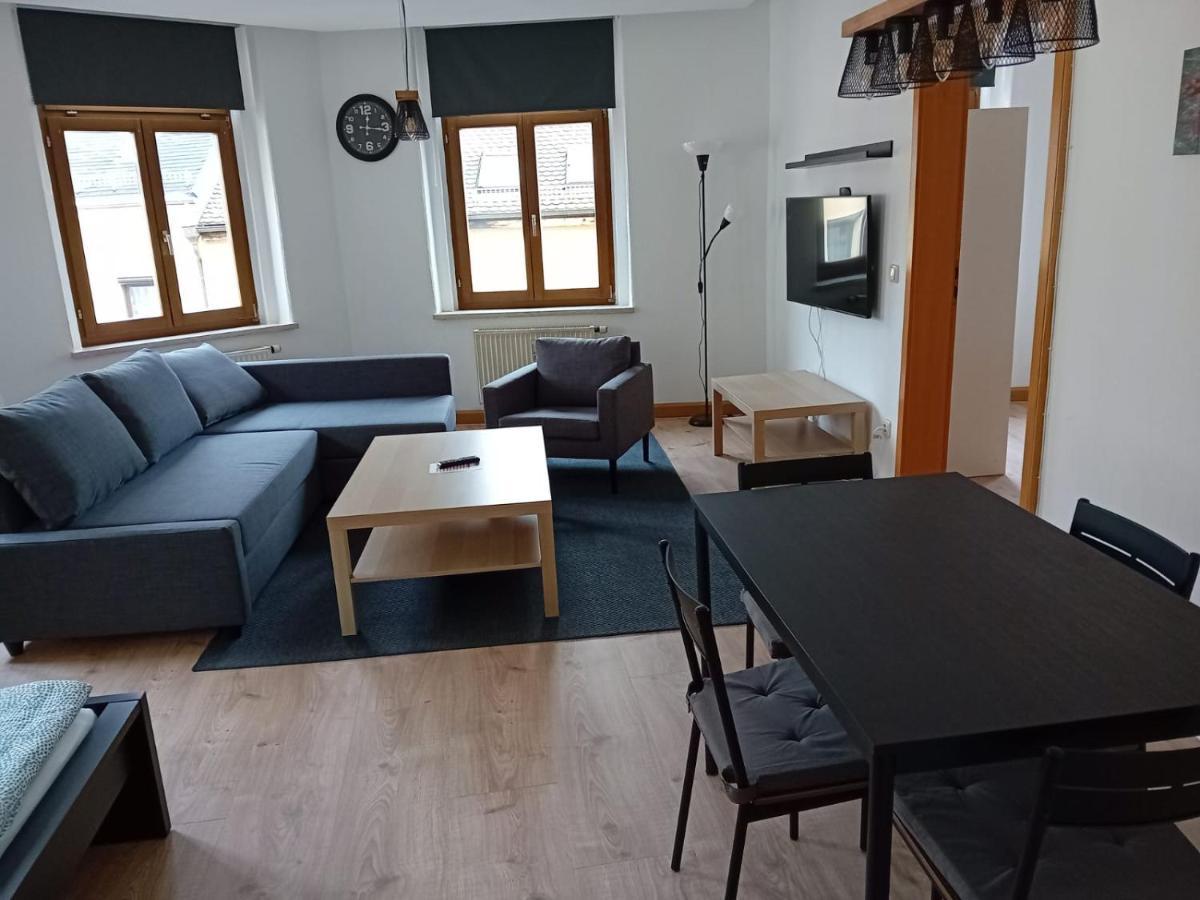 Apartamento Zentral Und Ruhig In Auerbach Auerbach  Exterior foto