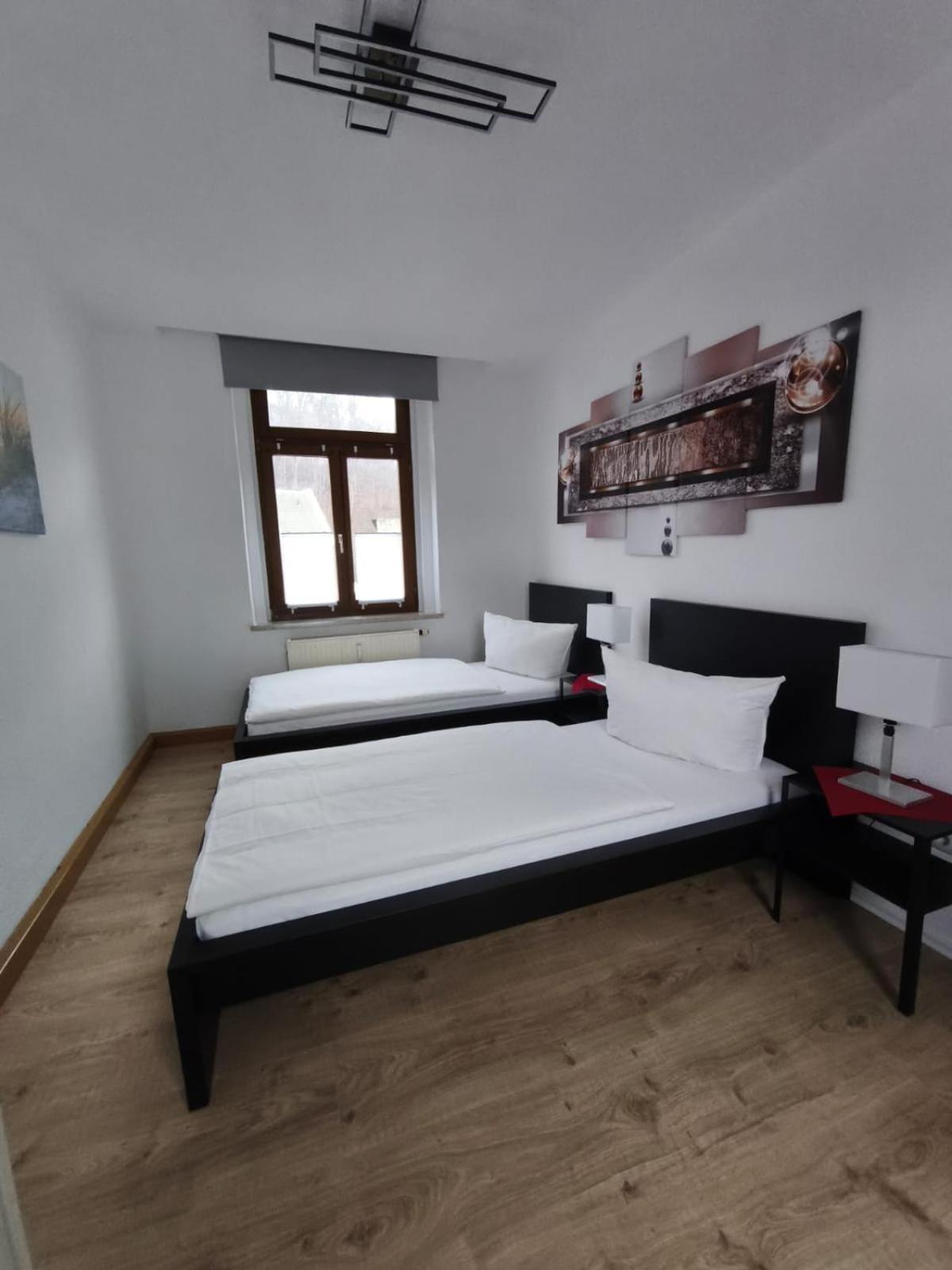 Apartamento Zentral Und Ruhig In Auerbach Auerbach  Exterior foto